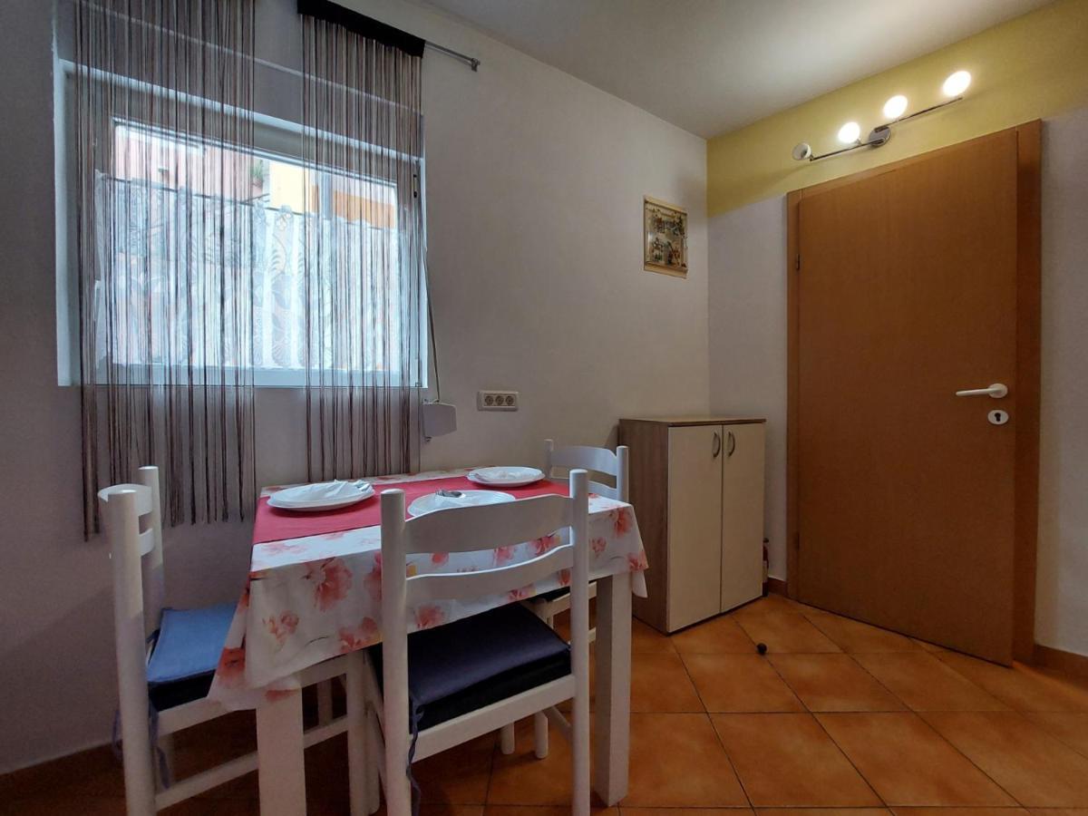 Leona Apartment Novigrad  Luaran gambar
